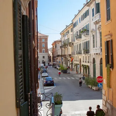 Domus Apartment Verona